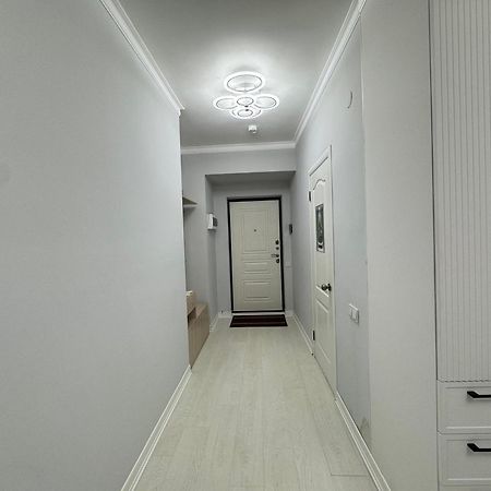 Двухкомнатная Квартира В Жк Арбат Almaty Bagian luar foto